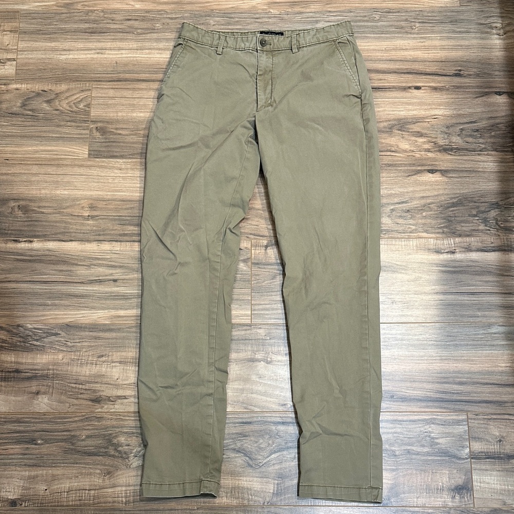 Banana Republic Men’s Athletic Fit Chinos 32x36 Khaki